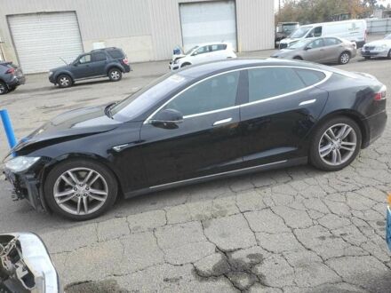 Синій Тесла Модель С, об'ємом двигуна 0 л та пробігом 58 тис. км за 3000 $, фото 1 на Automoto.ua