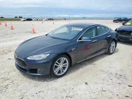 Тесла Модель С 2015 у Дніпро (Дніпропетровську) на Automoto.ua Синій Тесла Модель С, об'ємом двигуна 0 л та пробігом 18 тис. км за 3150 $, фото 1 на Automoto.ua