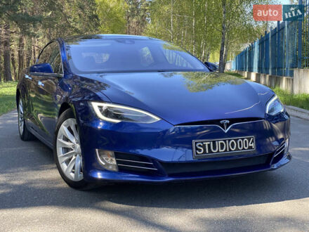 Тесла Модель С 2015 в Буче на Automoto.ua Синий Тесла Модель С, объемом двигателя 0 л и пробегом 102 тыс. км за 14900 $, фото 1 на Automoto.ua