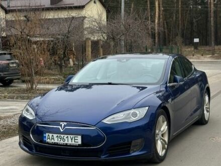 Синій Тесла Модель С, об'ємом двигуна 0 л та пробігом 357 тис. км за 11300 $, фото 1 на Automoto.ua