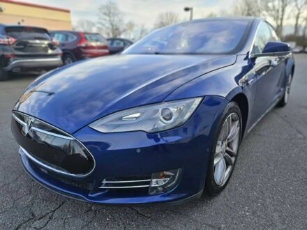 Синий Тесла Модель С, объемом двигателя 0 л и пробегом 74 тыс. км за 9500 $, фото 1 на Automoto.ua