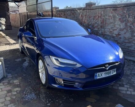 Синий Тесла Модель С, объемом двигателя 0 л и пробегом 98 тыс. км за 18000 $, фото 1 на Automoto.ua