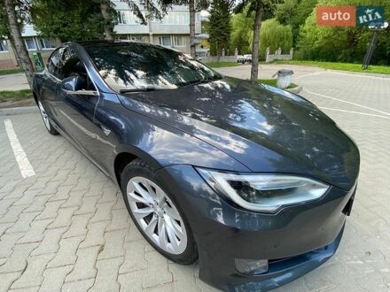 Синий Тесла Модель С, объемом двигателя 0 л и пробегом 120 тыс. км за 20200 $, фото 1 на Automoto.ua
