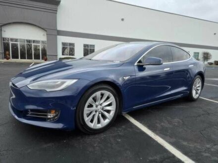 Синий Тесла Модель С, объемом двигателя 0 л и пробегом 78 тыс. км за 6000 $, фото 1 на Automoto.ua