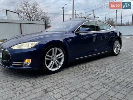 Тесла Модель С 2016 у Києві на Automoto.ua Синій Тесла Модель С, об'ємом двигуна 0 л та пробігом 220 тис. км за 16000 $, фото 1 на Automoto.ua