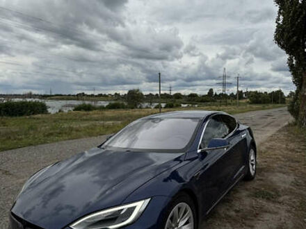 Синий Тесла Модель С, объемом двигателя 0 л и пробегом 218 тыс. км за 16000 $, фото 1 на Automoto.ua