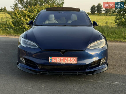Тесла Модель С 2016 в Луцке на Automoto.ua Синий Тесла Модель С, объемом двигателя 0 л и пробегом 194 тыс. км за 16500 $, фото 1 на Automoto.ua