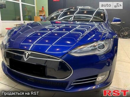 Тесла Модель С 2016 у Києві на Automoto.ua Синій Тесла Модель С, об'ємом двигуна 0 л та пробігом 200 тис. км за 19300 $, фото 1 на Automoto.ua