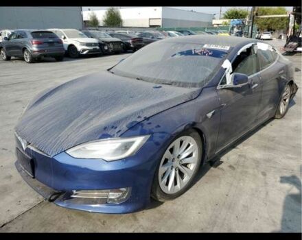 Тесла Модель С 2017 в Одессе на Automoto.ua Синий Тесла Модель С, объемом двигателя 0 л и пробегом 70 тыс. км за 9000 $, фото 1 на Automoto.ua
