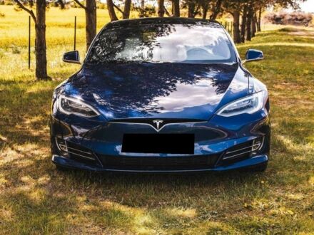 Тесла Модель С 2017 в Киеве на Automoto.ua Синий Тесла Модель С, объемом двигателя 0 л и пробегом 108 тыс. км за 10200 $, фото 1 на Automoto.ua