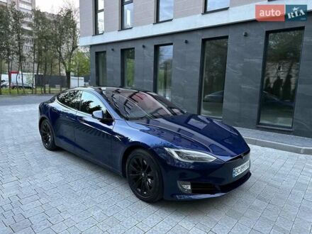 Тесла Модель С 2017 в Львове на Automoto.ua Синий Тесла Модель С, объемом двигателя 0 л и пробегом 167 тыс. км за 13900 $, фото 1 на Automoto.ua