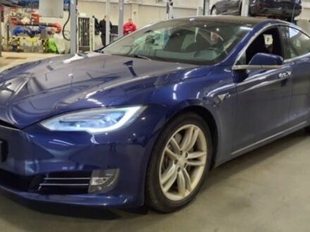 Синий Тесла Модель С, объемом двигателя 0 л и пробегом 134 тыс. км за 15900 $, фото 1 на Automoto.ua