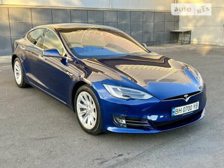 Синий Тесла Модель С, объемом двигателя 0 л и пробегом 78 тыс. км за 28800 $, фото 1 на Automoto.ua