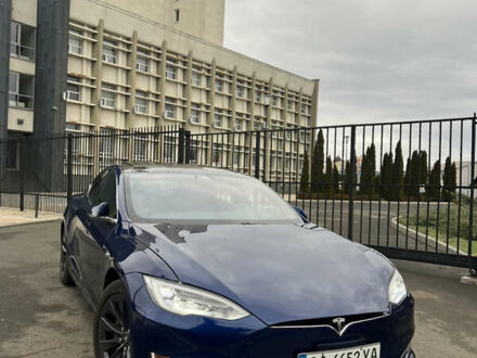 Тесла Модель С 2017 в Черкассах на Automoto.ua Синий Тесла Модель С, объемом двигателя 0 л и пробегом 168 тыс. км за 19000 $, фото 1 на Automoto.ua