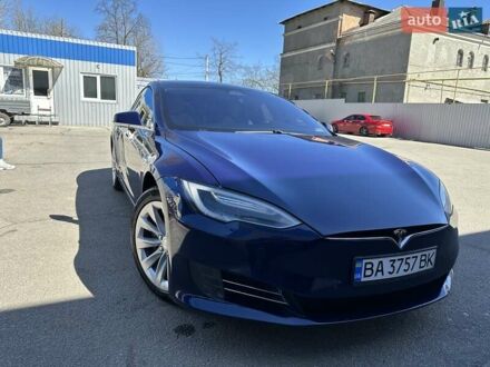 Тесла Модель С 2017 в Кропивницком (Кировограде) на Automoto.ua Синий Тесла Модель С, объемом двигателя 0 л и пробегом 153 тыс. км за 26300 $, фото 1 на Automoto.ua