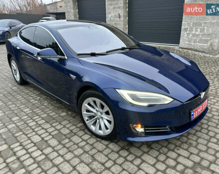 Синий Тесла Модель С, объемом двигателя 0 л и пробегом 132 тыс. км за 16700 $, фото 1 на Automoto.ua