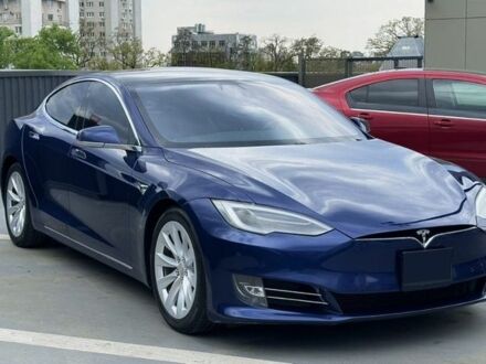 Синий Тесла Модель С, объемом двигателя 0 л и пробегом 201 тыс. км за 21500 $, фото 1 на Automoto.ua