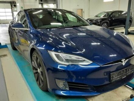 Тесла Модель С 2017 в Киеве на Automoto.ua Синий Тесла Модель С, объемом двигателя 0 л и пробегом 149 тыс. км за 18500 $, фото 1 на Automoto.ua