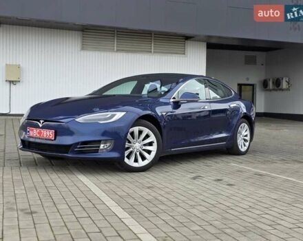 Синий Тесла Модель С, объемом двигателя 0 л и пробегом 219 тыс. км за 15899 $, фото 1 на Automoto.ua