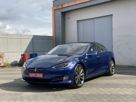Тесла Модель С 2018 в Луцке на Automoto.ua Синий Тесла Модель С, объемом двигателя 0 л и пробегом 224 тыс. км за 16900 $, фото 1 на Automoto.ua