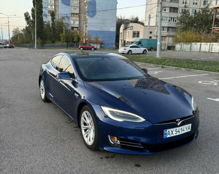 Синий Тесла Модель С, объемом двигателя 0 л и пробегом 84 тыс. км за 28300 $, фото 1 на Automoto.ua