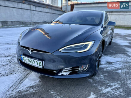 Тесла Модель С 2020 у Києві на Automoto.ua Синій Тесла Модель С, об'ємом двигуна 0 л та пробігом 53 тис. км за 34999 $, фото 1 на Automoto.ua
