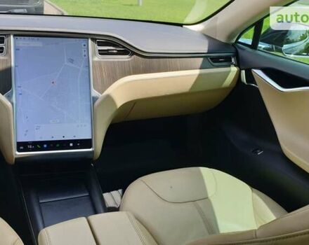 Зеленый Тесла Модель С, объемом двигателя 0 л и пробегом 243 тыс. км за 13200 $, фото 15 на Automoto.ua