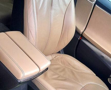 Зеленый Тесла Модель С, объемом двигателя 0 л и пробегом 231 тыс. км за 13800 $, фото 7 на Automoto.ua