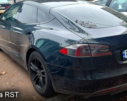 Зеленый Тесла Модель С, объемом двигателя 0 л и пробегом 231 тыс. км за 13800 $, фото 5 на Automoto.ua