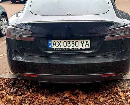 Зеленый Тесла Модель С, объемом двигателя 0 л и пробегом 231 тыс. км за 13800 $, фото 4 на Automoto.ua