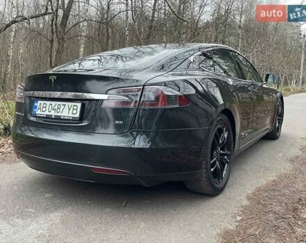 Зелений Тесла Модель С, об'ємом двигуна 0 л та пробігом 62 тис. км за 12999 $, фото 10 на Automoto.ua