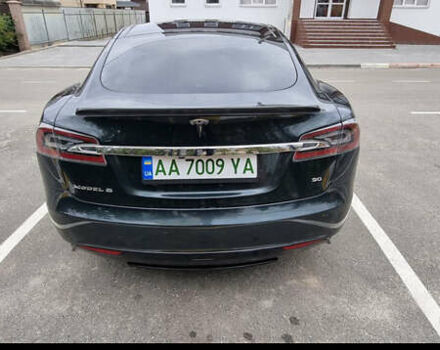 Зеленый Тесла Модель С, объемом двигателя 0 л и пробегом 177 тыс. км за 13000 $, фото 1 на Automoto.ua