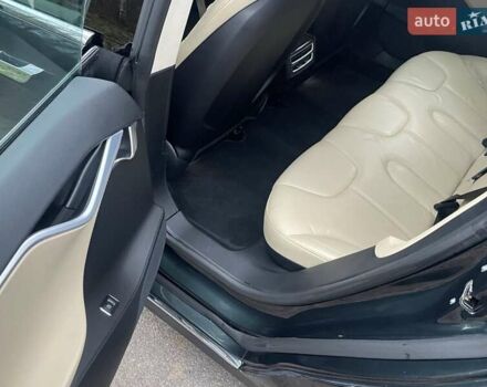 Зелений Тесла Модель С, об'ємом двигуна 0 л та пробігом 62 тис. км за 12999 $, фото 14 на Automoto.ua