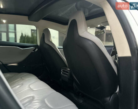 Зеленый Тесла Модель С, объемом двигателя 0 л и пробегом 115 тыс. км за 14500 $, фото 20 на Automoto.ua