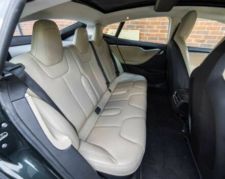 Зеленый Тесла Модель С, объемом двигателя 0 л и пробегом 86 тыс. км за 3500 $, фото 8 на Automoto.ua