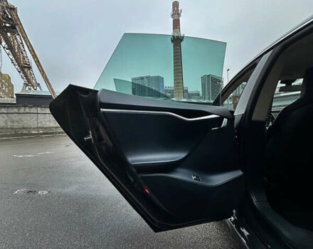 Зелений Тесла Модель С, об'ємом двигуна 0 л та пробігом 298 тис. км за 12499 $, фото 17 на Automoto.ua