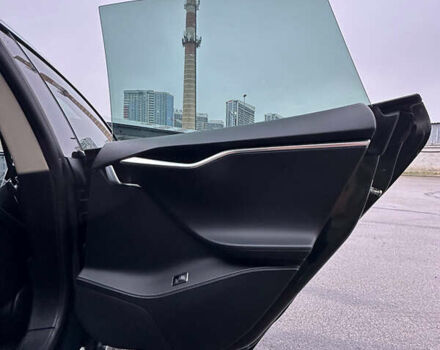 Зелений Тесла Модель С, об'ємом двигуна 0 л та пробігом 298 тис. км за 12499 $, фото 15 на Automoto.ua