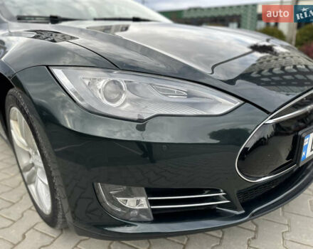 Зеленый Тесла Модель С, объемом двигателя 0 л и пробегом 240 тыс. км за 12499 $, фото 9 на Automoto.ua