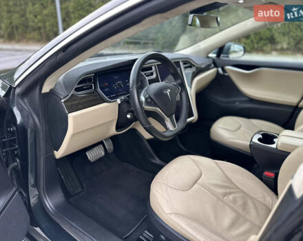 Зеленый Тесла Модель С, объемом двигателя 0 л и пробегом 240 тыс. км за 12499 $, фото 11 на Automoto.ua