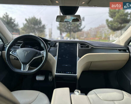 Зелений Тесла Модель С, об'ємом двигуна 0 л та пробігом 165 тис. км за 15300 $, фото 14 на Automoto.ua