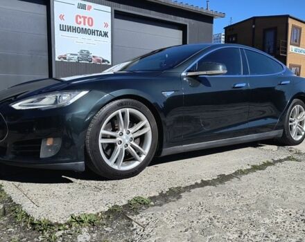 Зеленый Тесла Модель С, объемом двигателя 0 л и пробегом 224 тыс. км за 12200 $, фото 1 на Automoto.ua