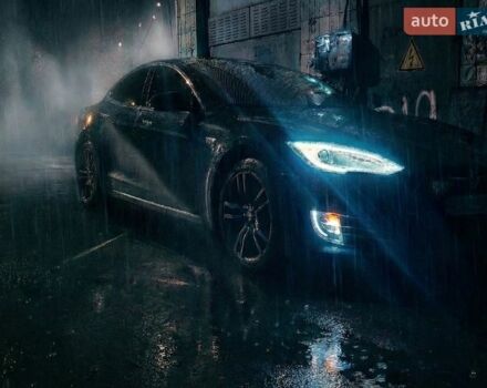 Зеленый Тесла Модель С, объемом двигателя 0 л и пробегом 190 тыс. км за 12500 $, фото 1 на Automoto.ua