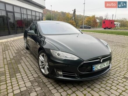 Зеленый Тесла Модель С, объемом двигателя 0 л и пробегом 153 тыс. км за 12900 $, фото 1 на Automoto.ua