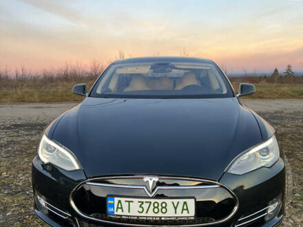 Тесла Модель С 2013 в Ивано-Франковске на Automoto.ua Зеленый Тесла Модель С, объемом двигателя 0 л и пробегом 166 тыс. км за 10899 $, фото 1 на Automoto.ua