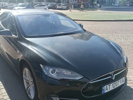 Зеленый Тесла Модель С, объемом двигателя 0 л и пробегом 185 тыс. км за 9990 $, фото 1 на Automoto.ua