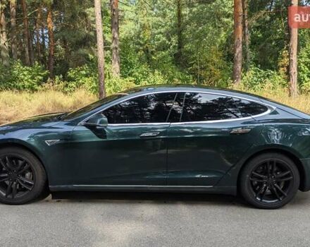 Зеленый Тесла Модель С, объемом двигателя 0 л и пробегом 250 тыс. км за 16400 $, фото 1 на Automoto.ua
