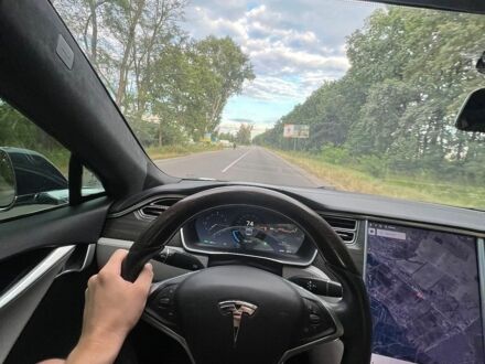 Помаранчевий Тесла Модель С, об'ємом двигуна 0 л та пробігом 181 тис. км за 11500 $, фото 1 на Automoto.ua