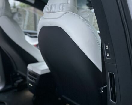 Тесла Модель Х 2020 в Одессе на Automoto.ua Белый Тесла Модель Х, объемом двигателя 0 л и пробегом 197 тыс. км за 27000 $, фото 6 на Automoto.ua
