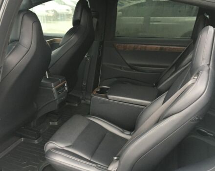 Белый Тесла Модель Х, объемом двигателя 0 л и пробегом 147 тыс. км за 28500 $, фото 2 на Automoto.ua