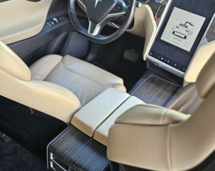 Білий Тесла Модель Х, об'ємом двигуна 0 л та пробігом 160 тис. км за 17500 $, фото 5 на Automoto.ua